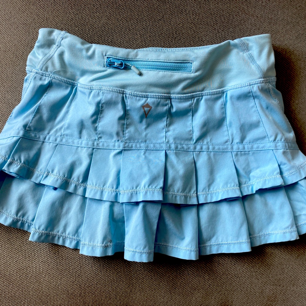 Ivivva light blue skort.  Excellent condition.